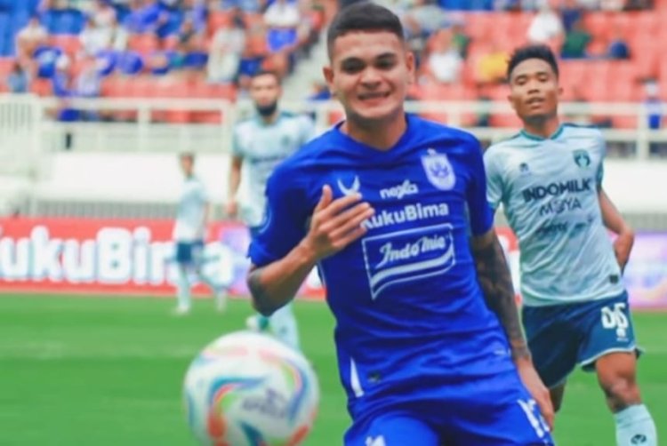 Tampil Memukau, PSIS Semarang Bekuk Persita Tangerang 4 - 0