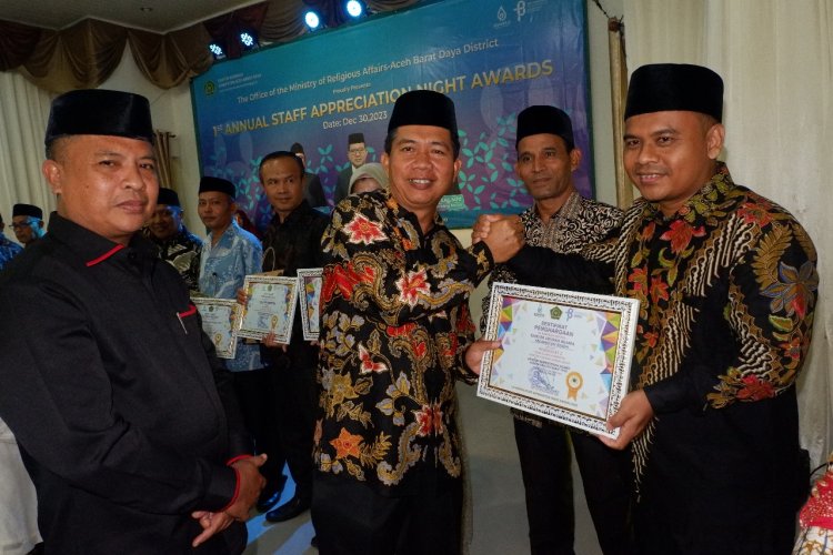 Kepala Kantor Urusan Agama Kec. Susoh, ditetapkan Terbaik se-Kab.Abdya