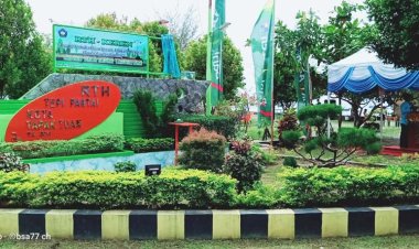 Menikmati Panorama Bahari dari RTH Pantai Taman Pala Indah Tapaktuan