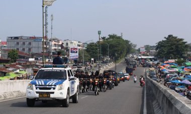 Brimob Polda Riau laksanakan patroli berskala besar menjelang pelantikan Presiden dan Wakil Presiden