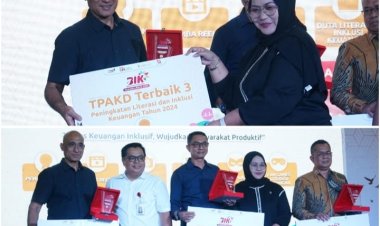 Penghargaan Tiga Terbaik TPAKD Tahun 2024 Diberikan OJK Sumatera Barat Kepada Pemkab Solok