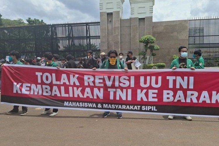 Saat Pemerintah dan DPR Masif Koreksi Kritik Publik tentang RUU TNI